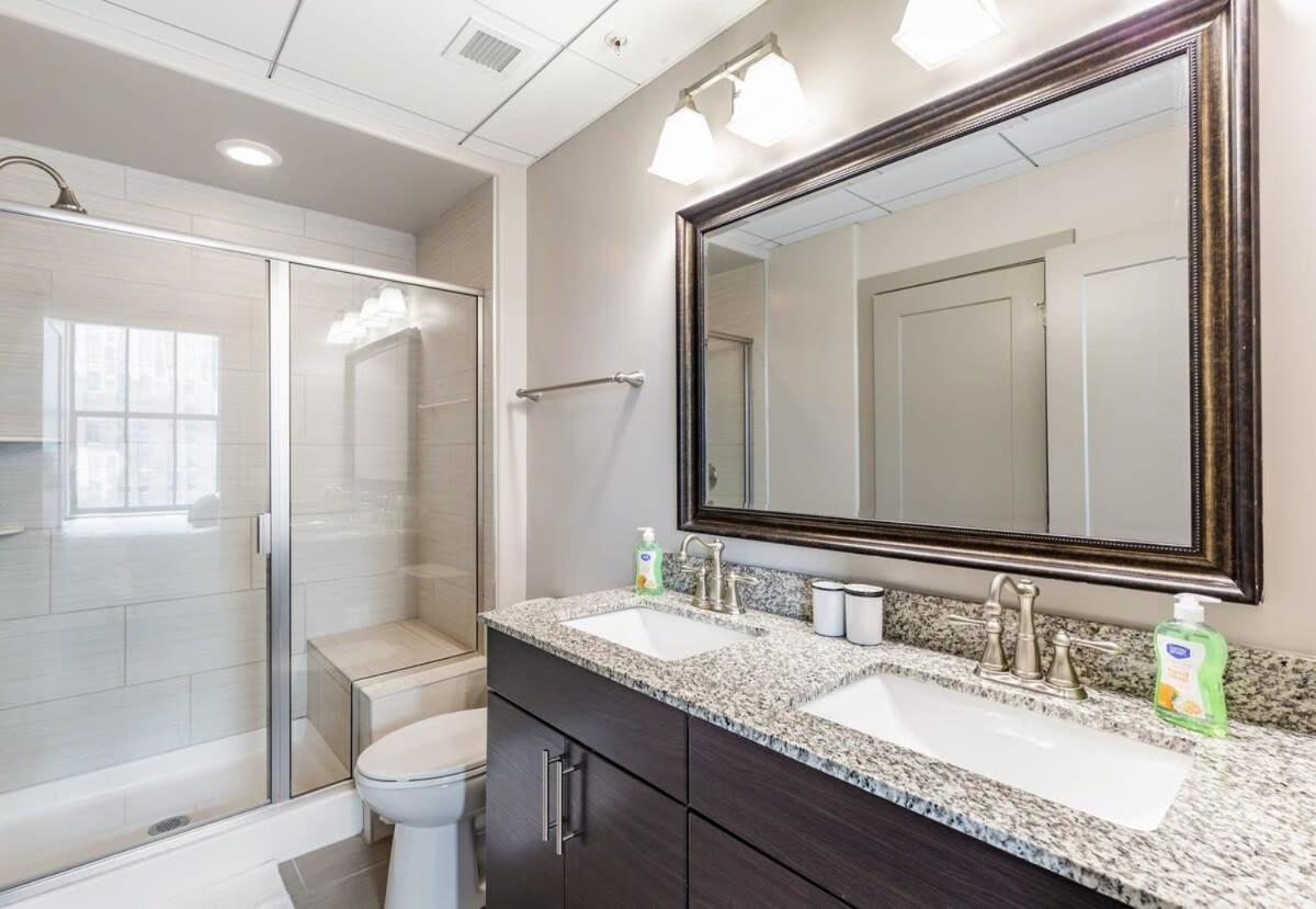 2br Luxury With Rooftop Deck & Pool *