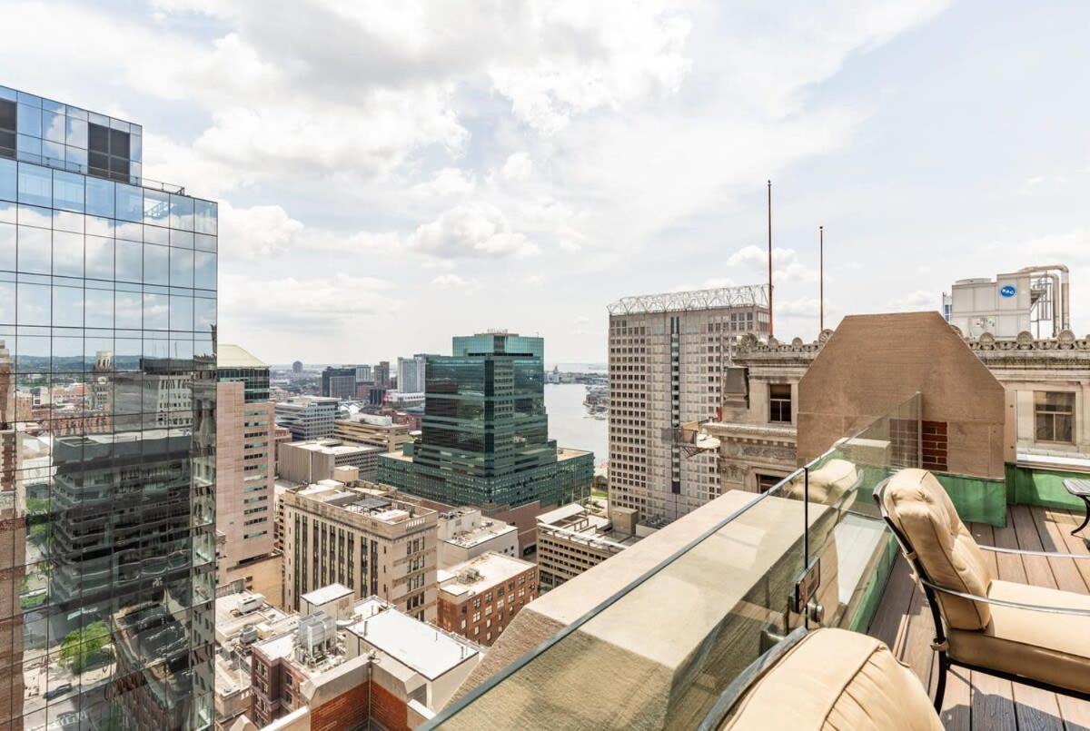 2br Luxury With Rooftop Deck & Pool Apartment
