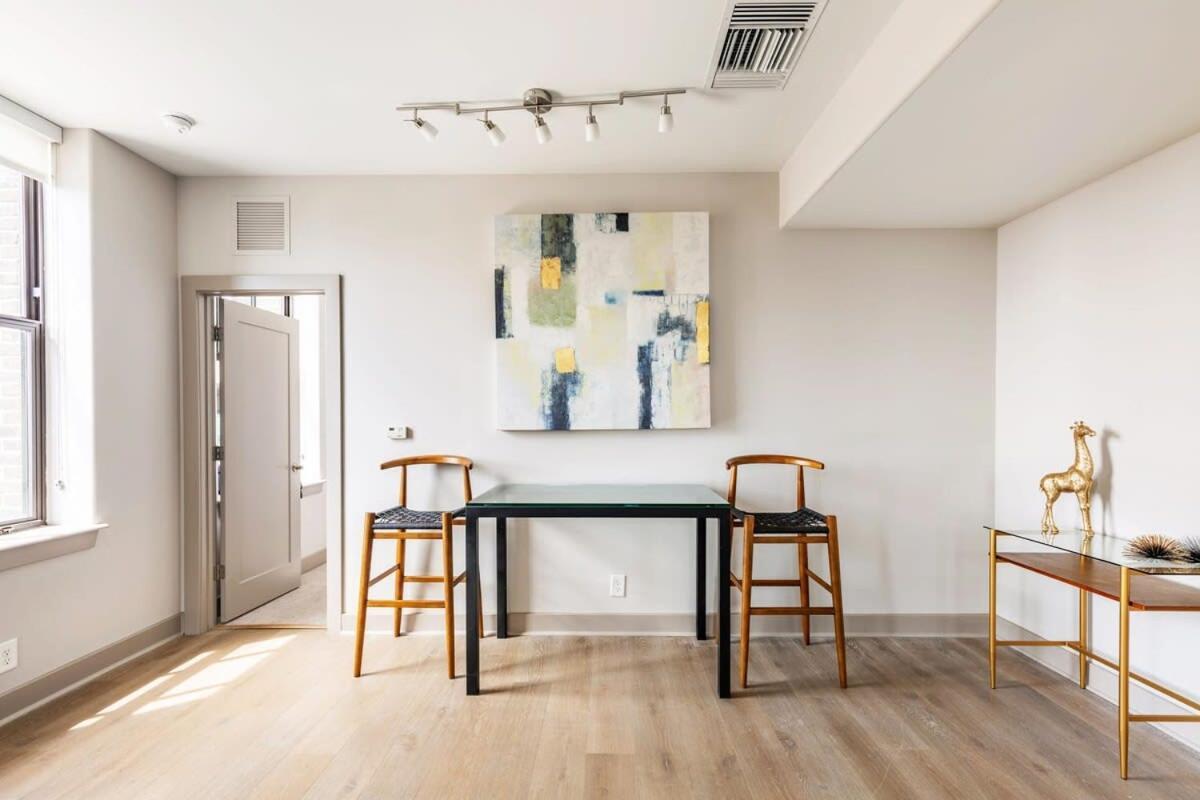 2br Luxury With Rooftop Deck & Pool Apartment Baltimore