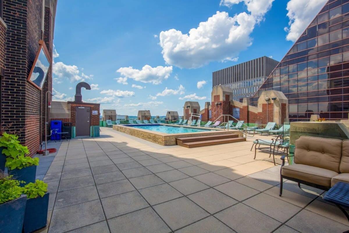2br Luxury With Rooftop Deck & Pool